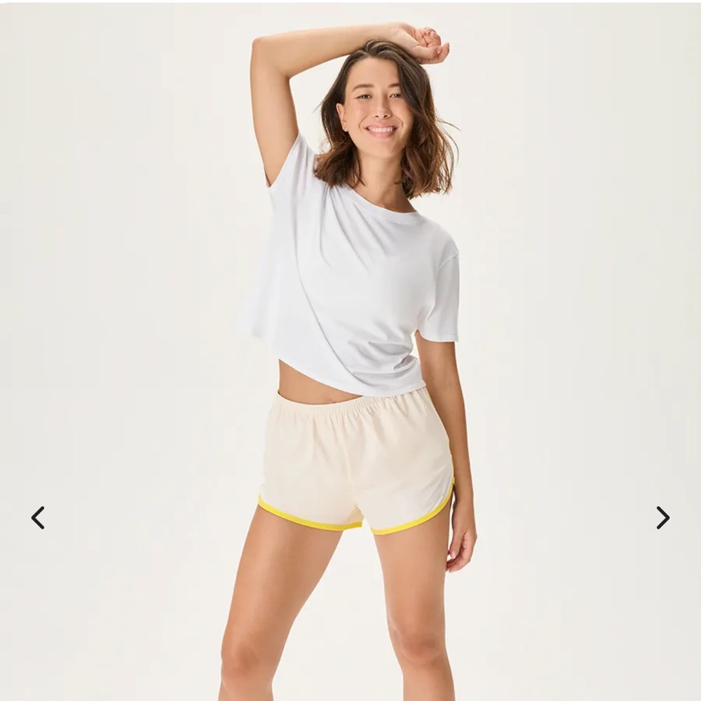 Outdoor Voices Lightspeed 2.5 Pace Short NWT